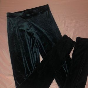H&M emerald green suede leggings